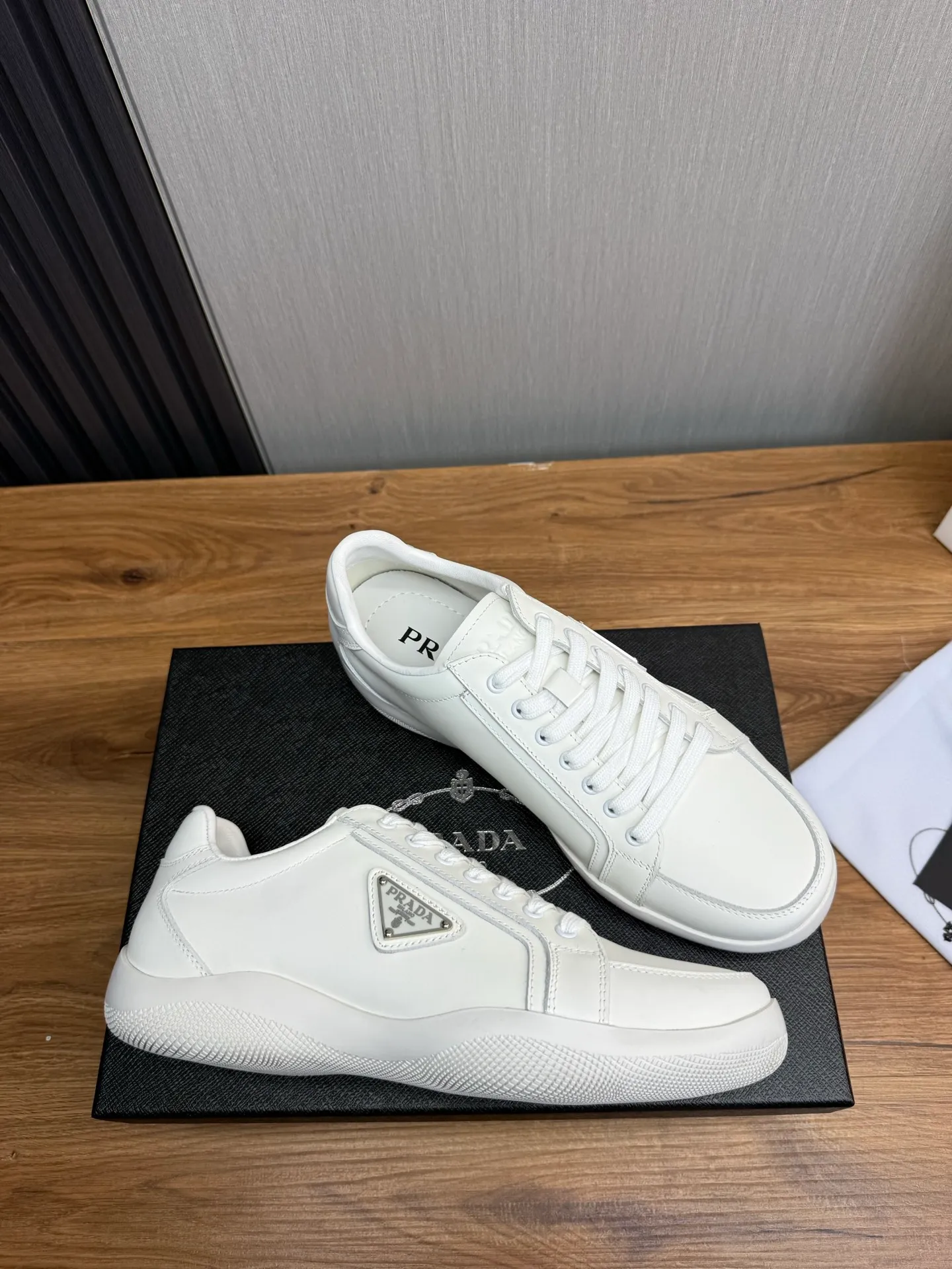 Men's shoes 💰760💰 [PRADA] New models synchronized with the official website, high-quality shipments ✔️Best sellers🔥 Original cowhide + cowhide lining, 1🆚1 replica, original original sole, 38-45 (men's 38.45 custom-made, non-refundable)